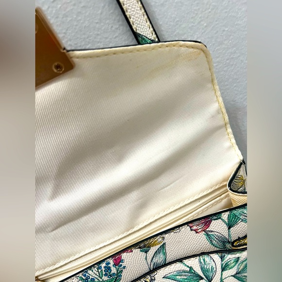 Floral Crossbody Bag from Target - Picture 9 of 14